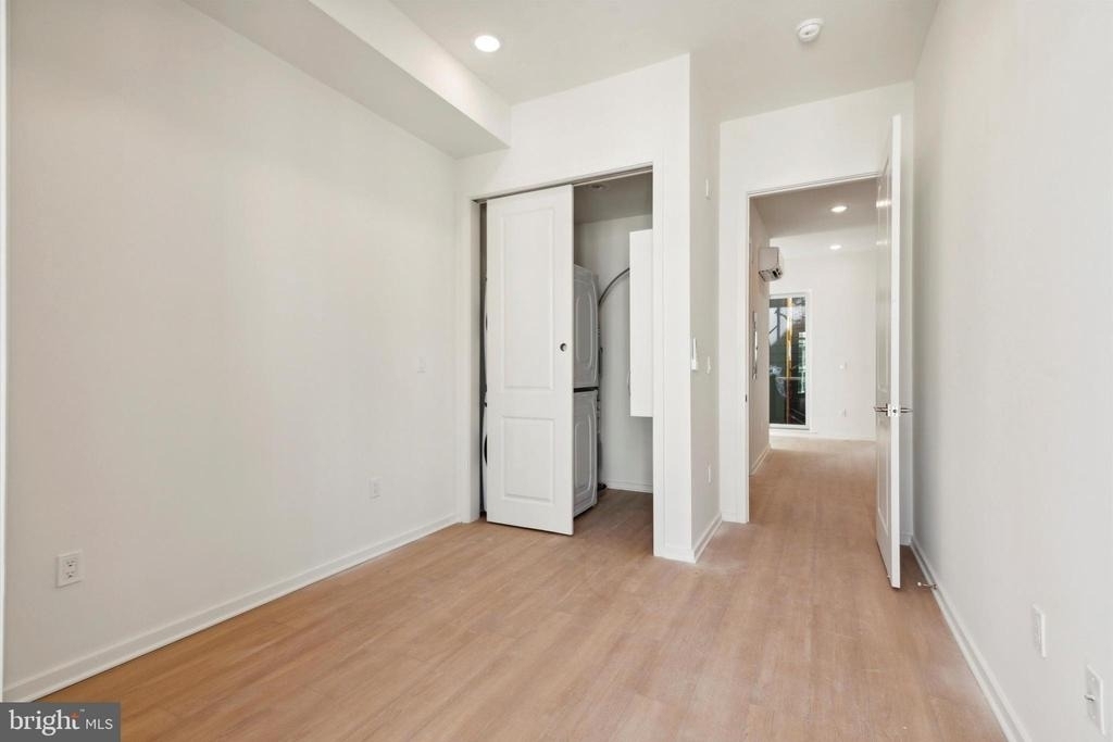 225 N 12th Street - Photo 8