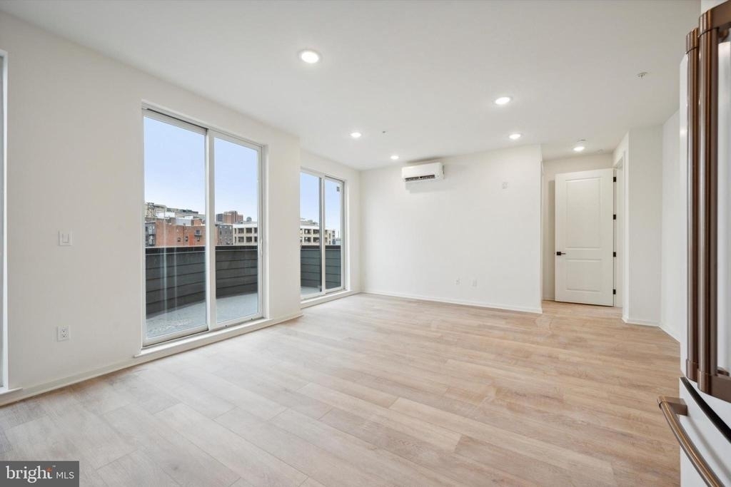 225 N 12th Street - Photo 7