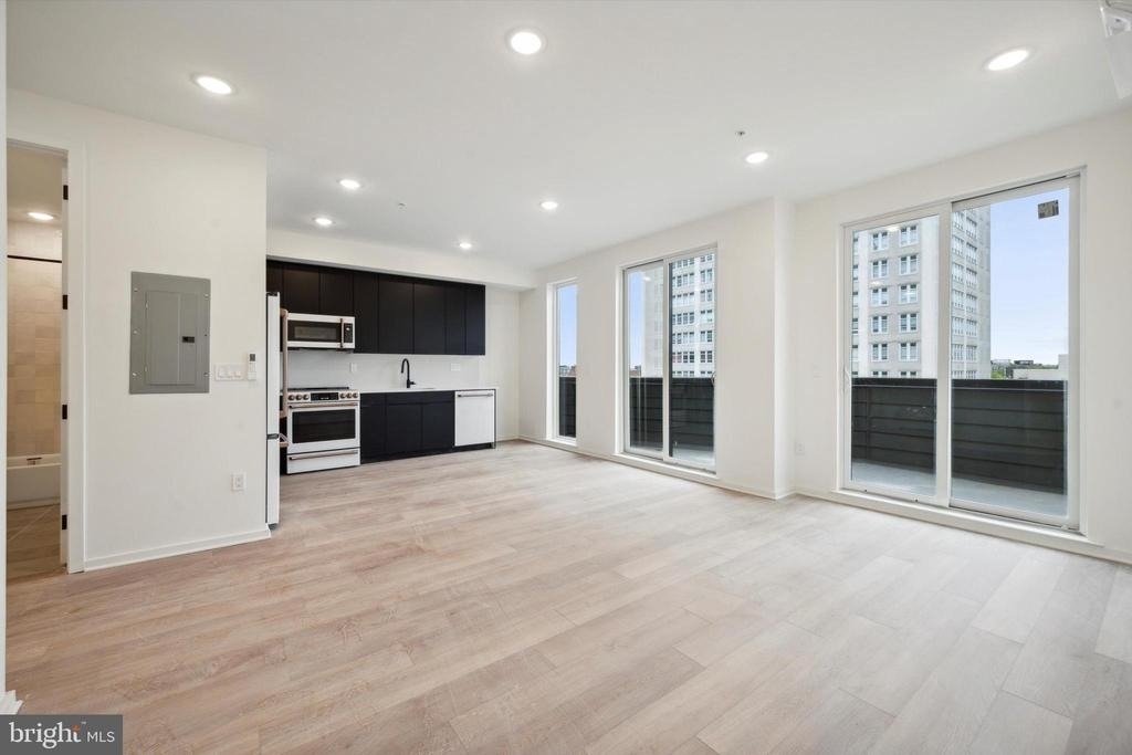 225 N 12th Street - Photo 14