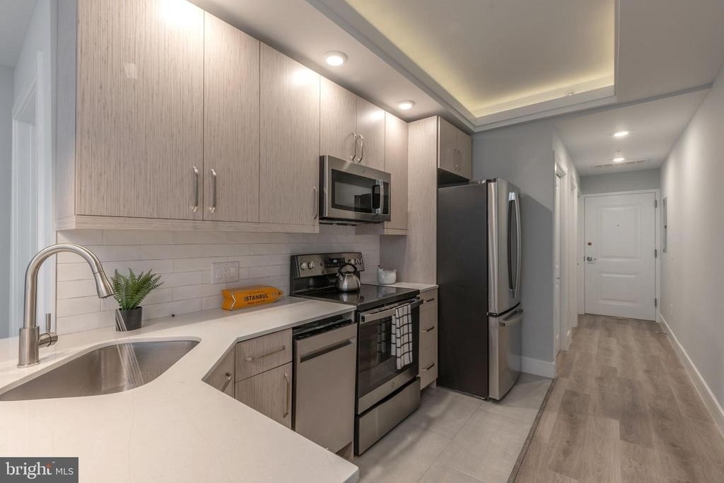 1222 N Marshall Street - Photo 10