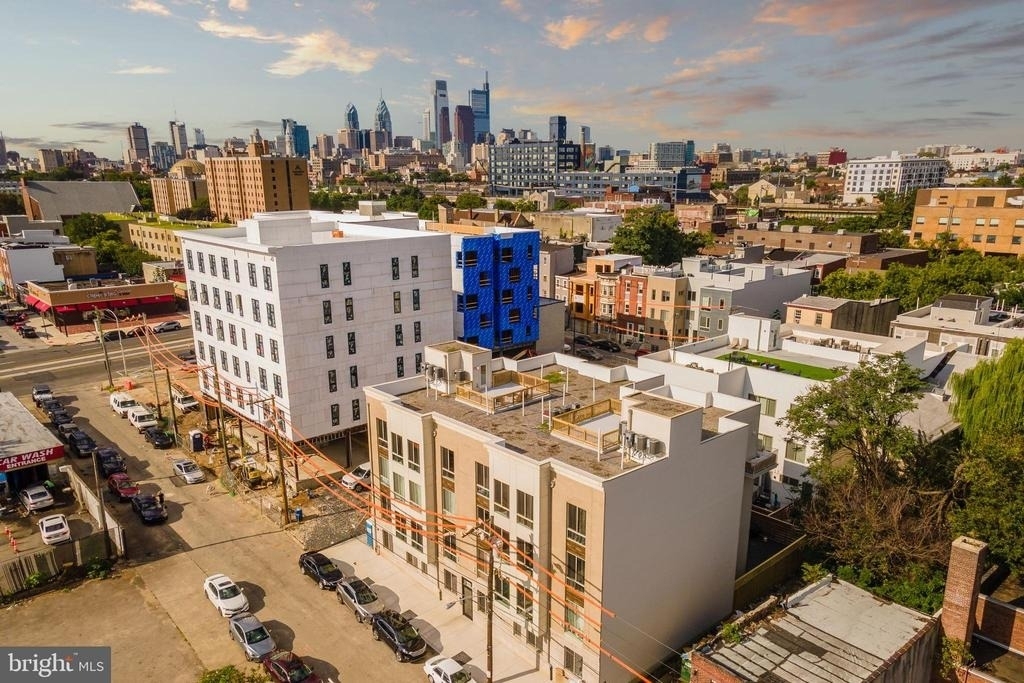 1222 N Marshall Street - Photo 34