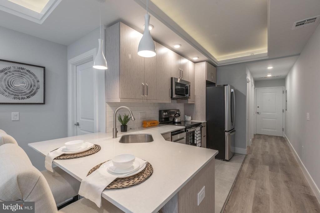 1222 N Marshall Street - Photo 8