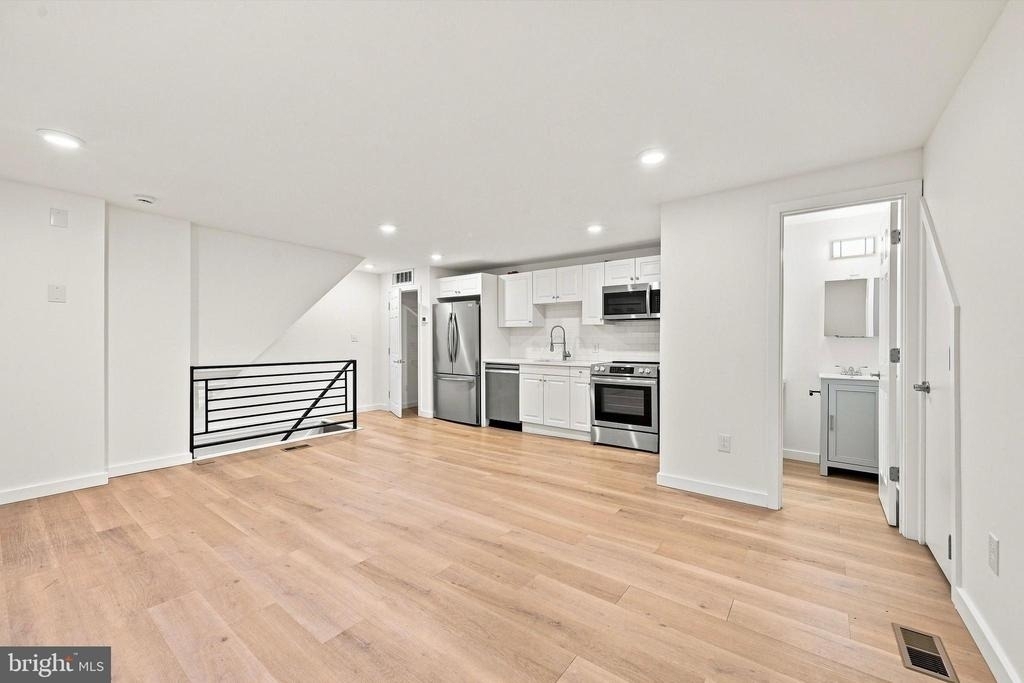 400 N Front Street - Photo 12