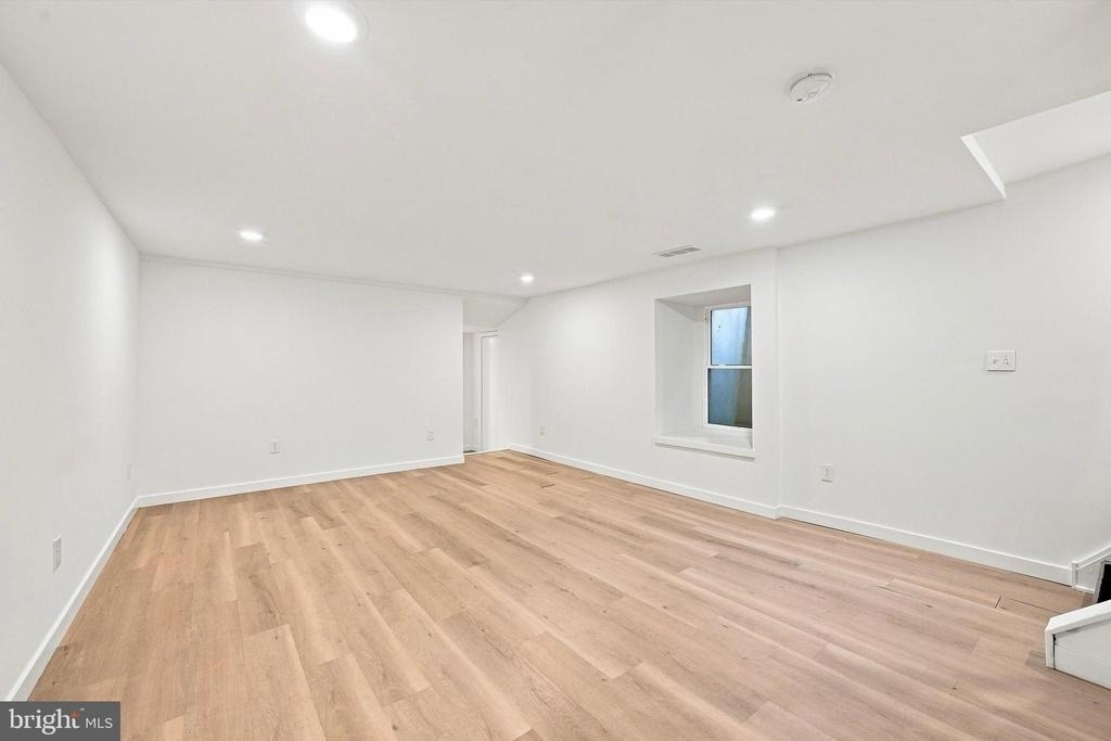 400 N Front Street - Photo 4