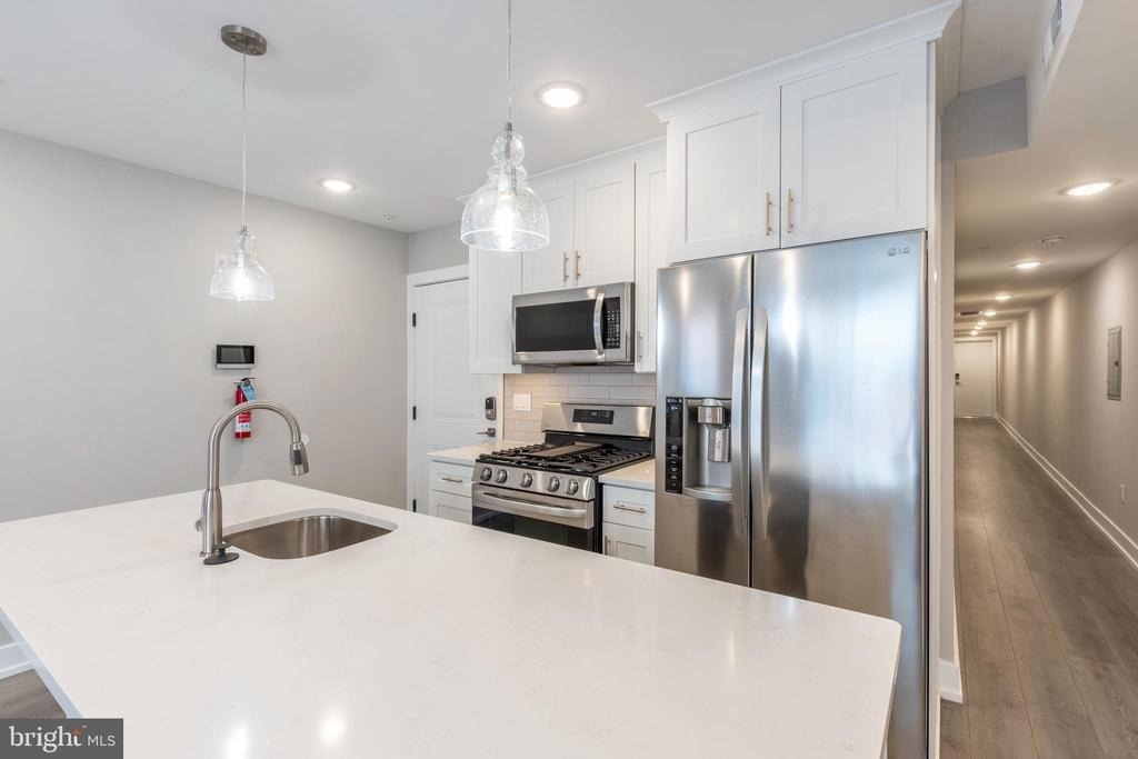 1519 N Stillman Street - Photo 11