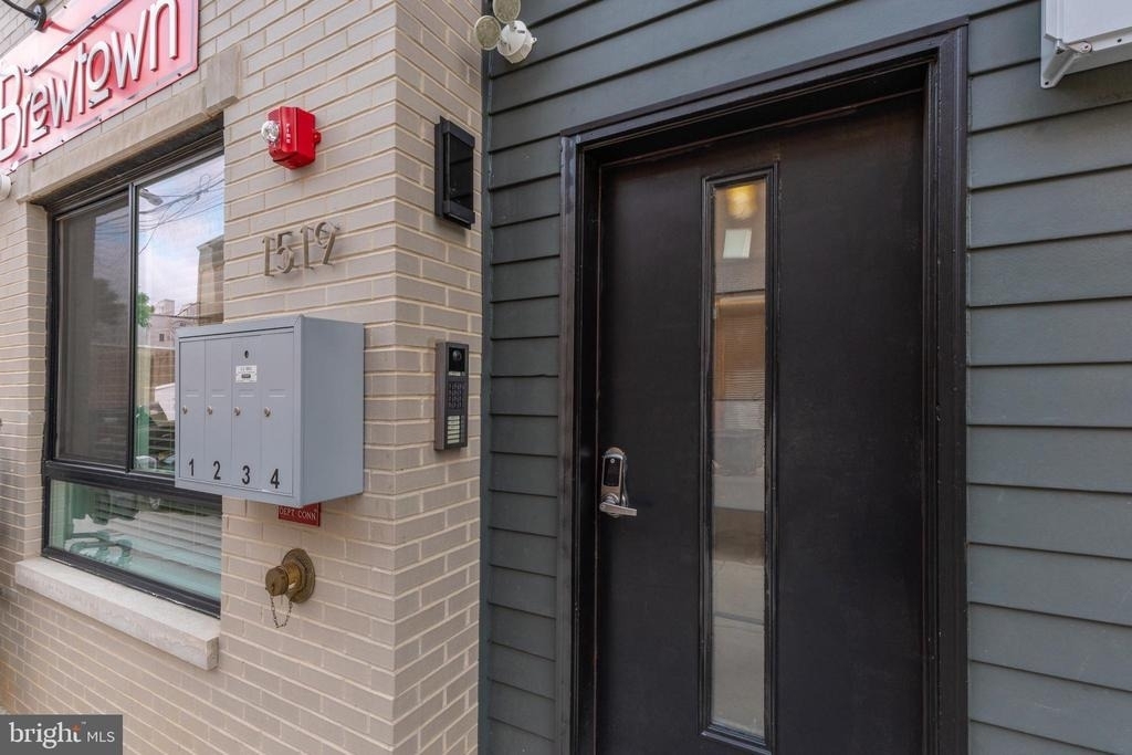 1519 N Stillman Street - Photo 8