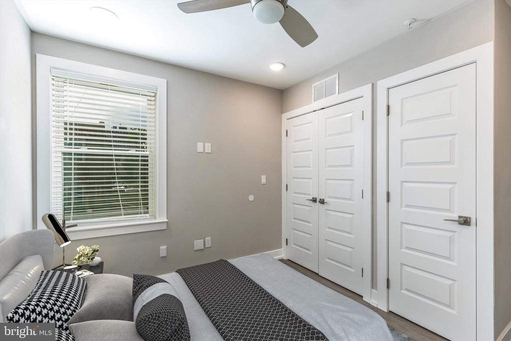 1519 N Stillman Street - Photo 3