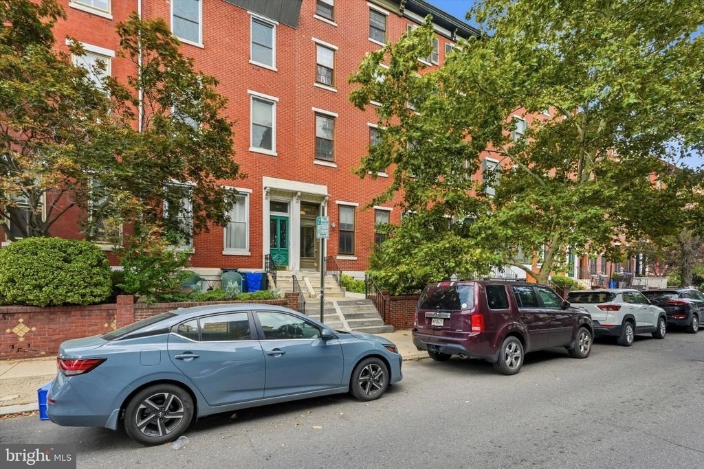 1525 Green Street - Photo 4