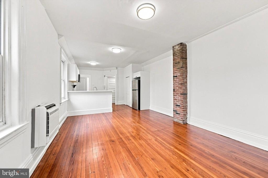 2037 Spring Garden Street - Photo 12