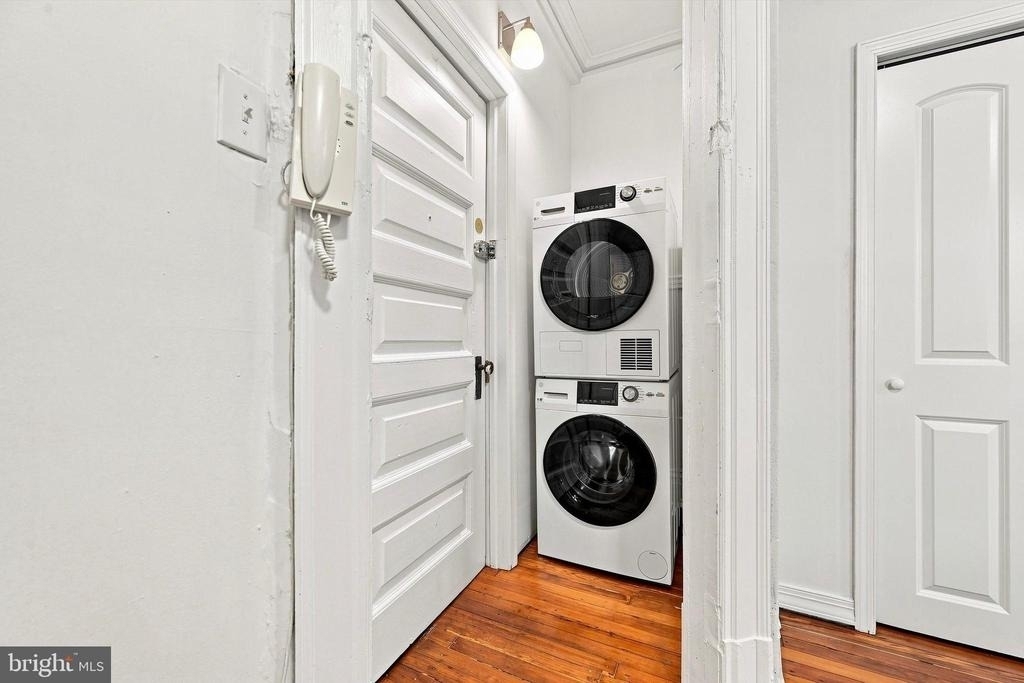 2037 Spring Garden Street - Photo 4