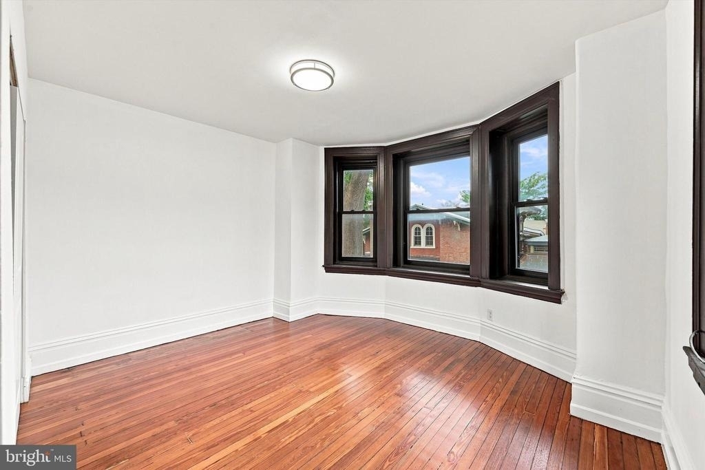 2037 Spring Garden Street - Photo 13