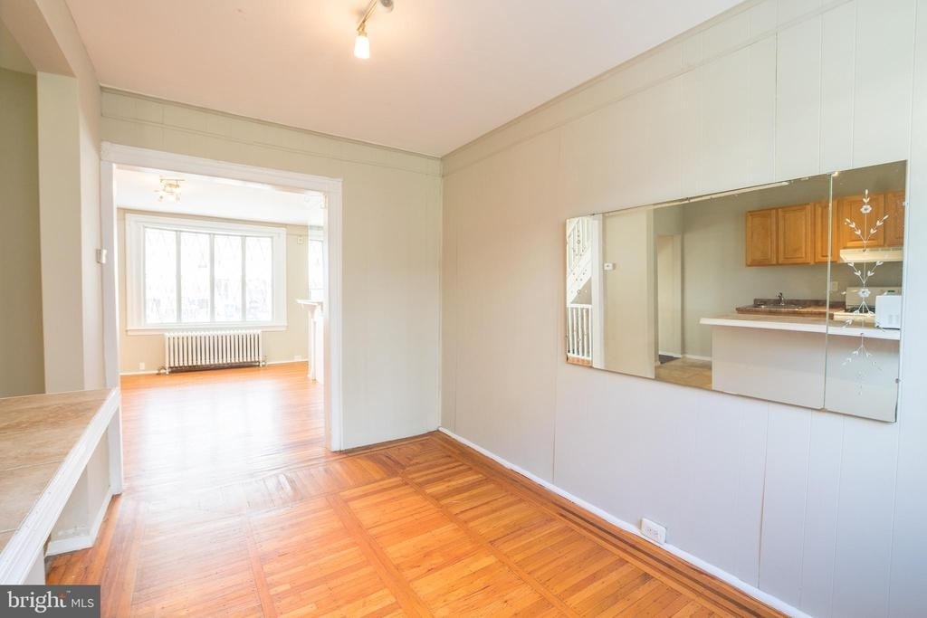 5750 N Lambert Street - Photo 6