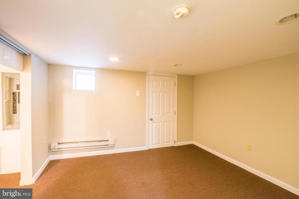 5750 N Lambert Street - Photo 16