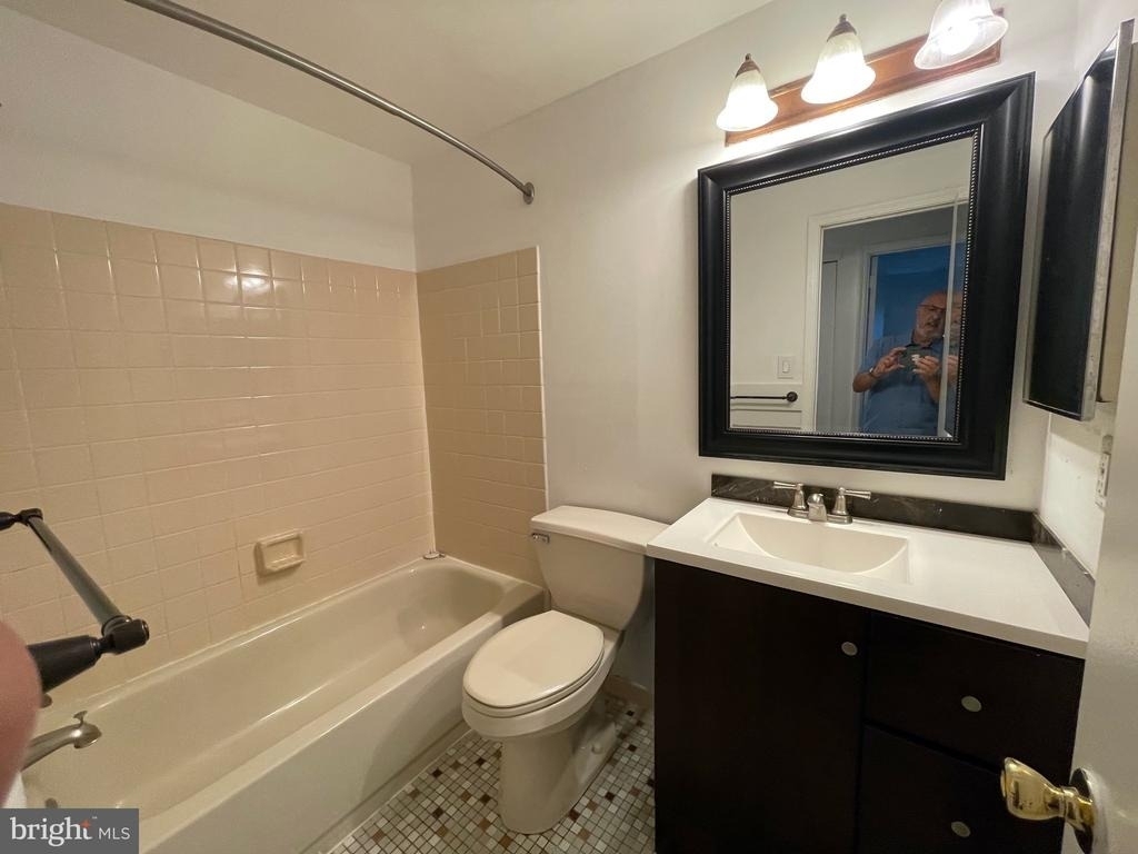 13014 Blakeslee Drive - Photo 3