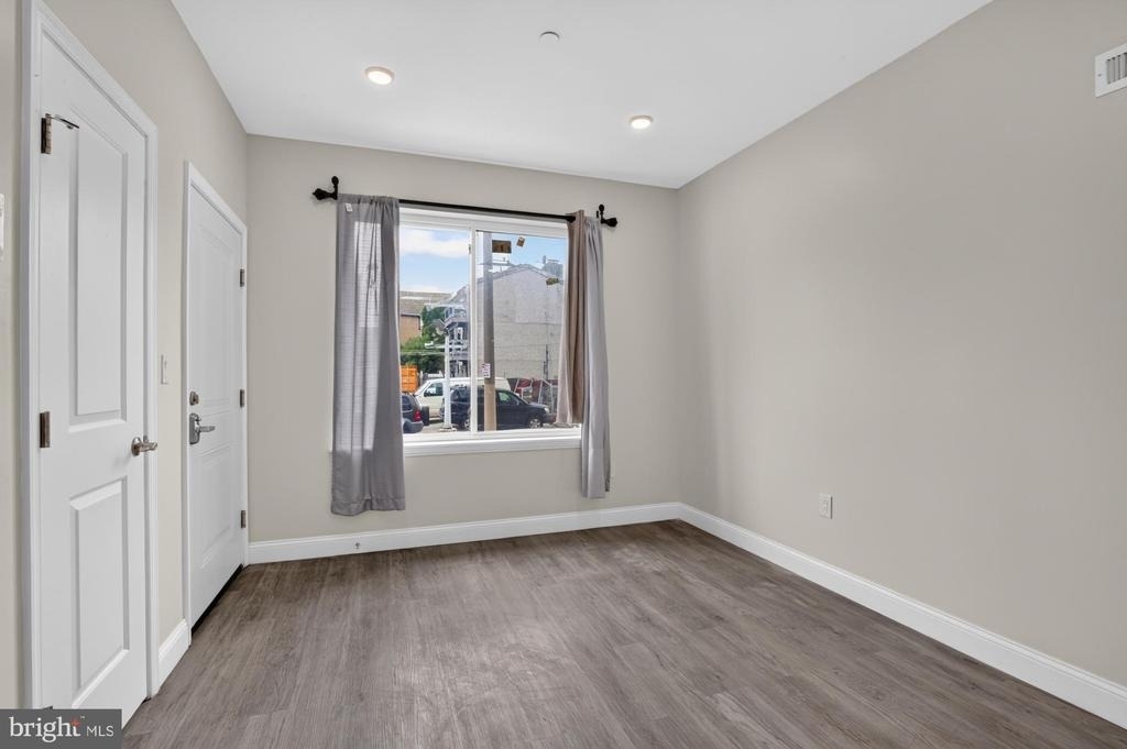 519 N 11th Street - Photo 3