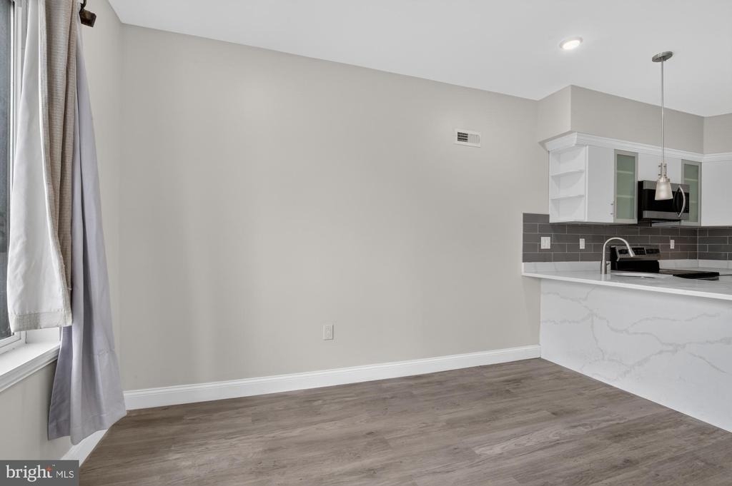 519 N 11th Street - Photo 0