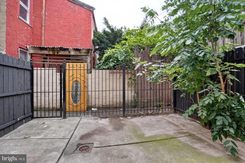 519 N 11th Street - Photo 12