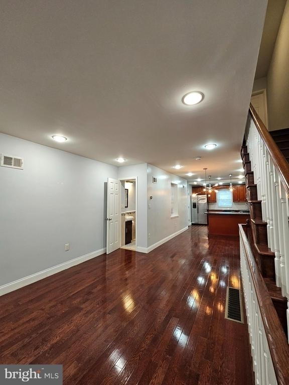 2343 Moore Street - Photo 4