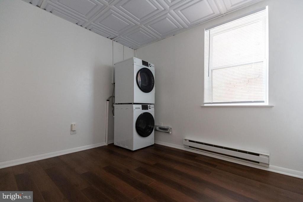 929 S 8th Street - Photo 2