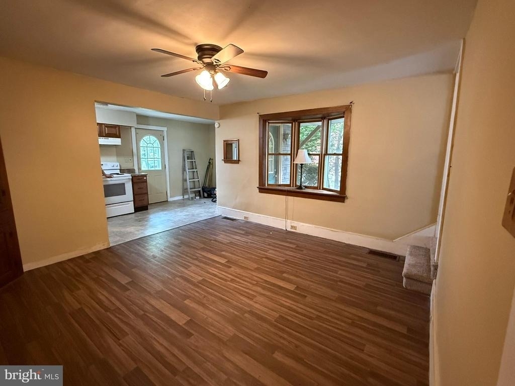 329 Duke Street - Photo 4