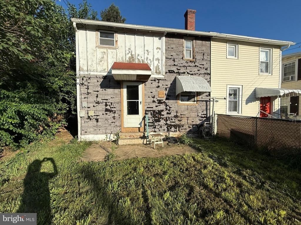 329 Duke Street - Photo 1