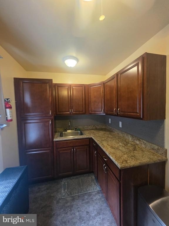 2439 Madison Street - Photo 8