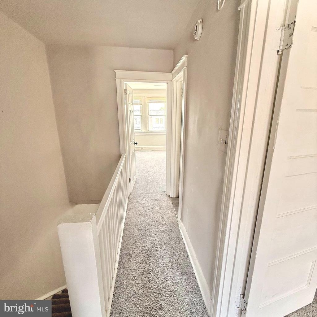 119 Whitely Terrace - Photo 8