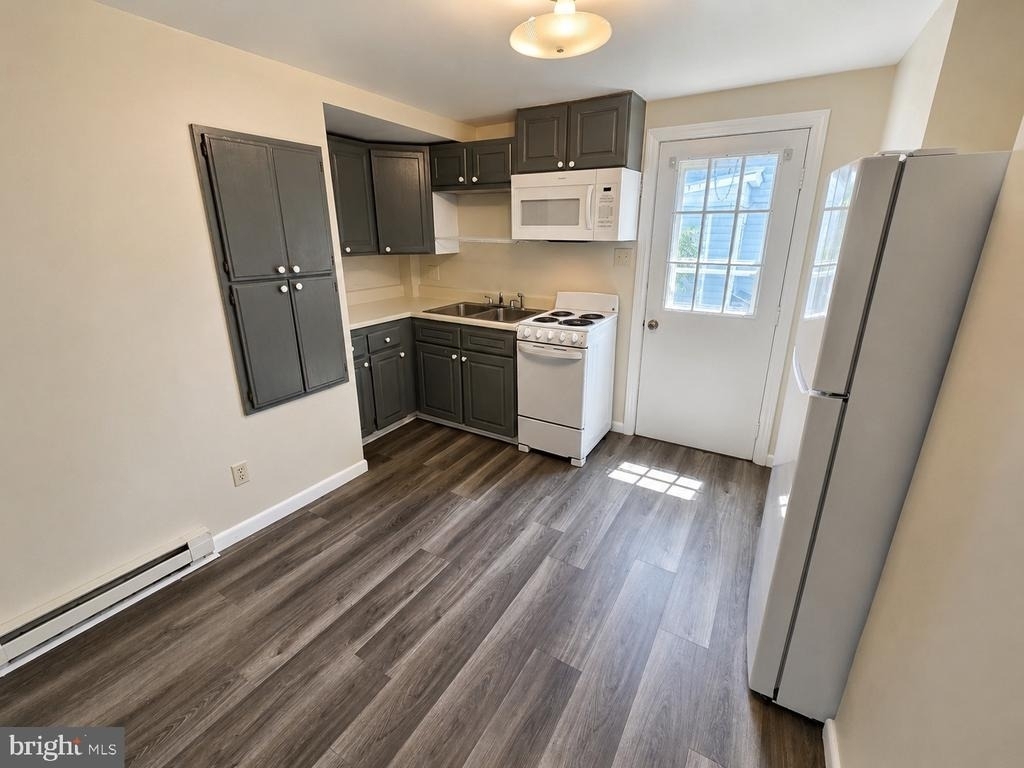 232 Wilson Street - Photo 3