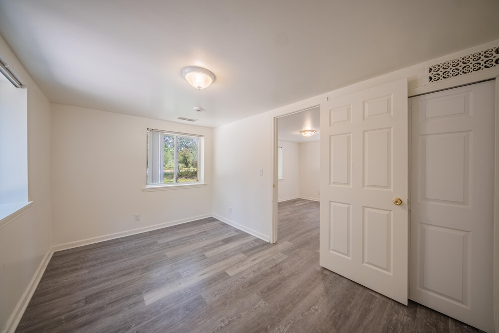 2472 Hawks Avenue - Photo 12