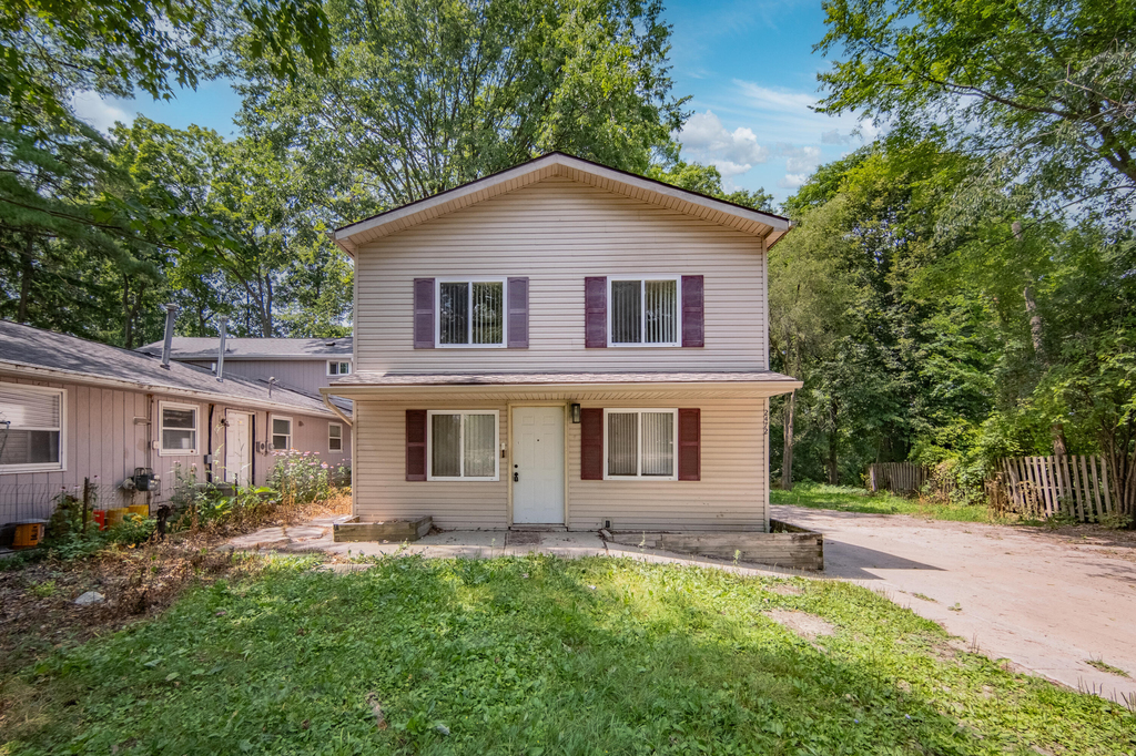 2472 Hawks Avenue - Photo 0
