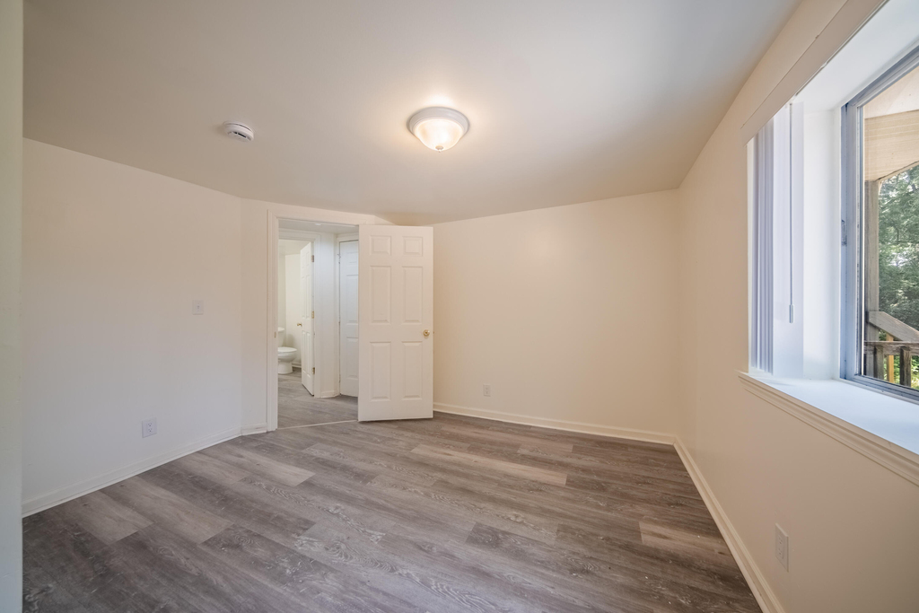 2472 Hawks Avenue - Photo 11