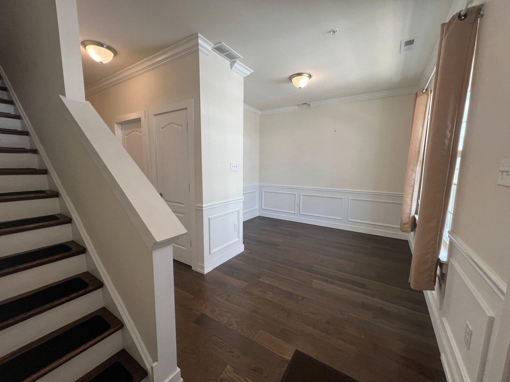 120 Prince George Street - Photo 2