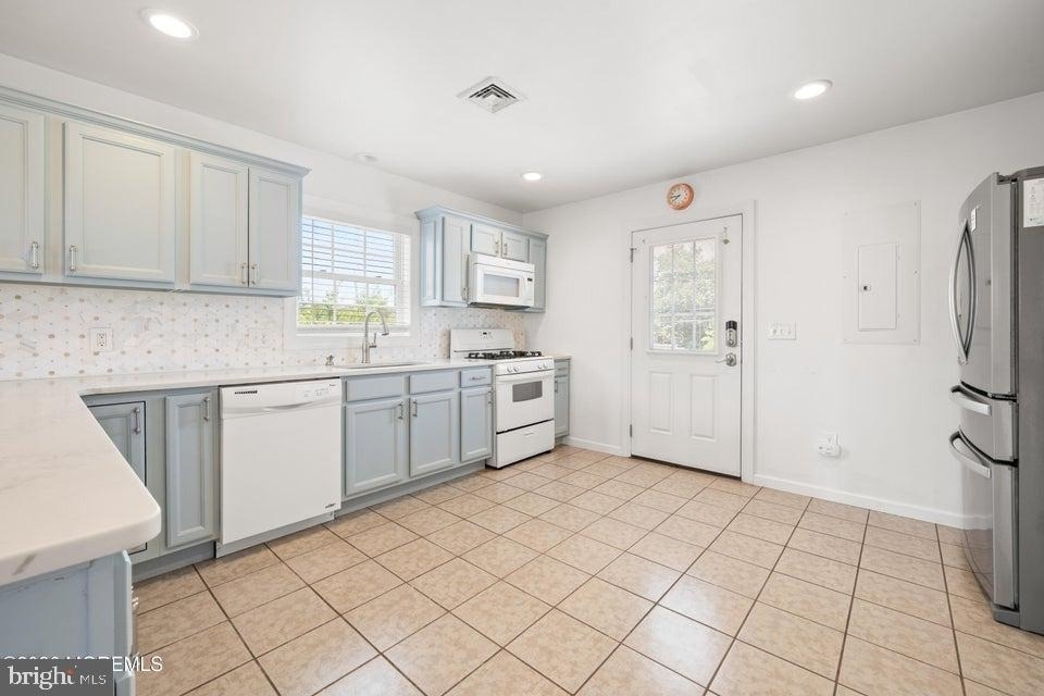 81 Sheridan Street - Photo 8