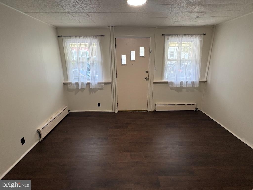 407 Hudson Street - Photo 0