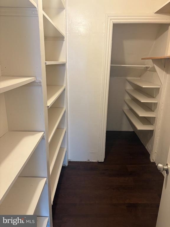407 Hudson Street - Photo 10