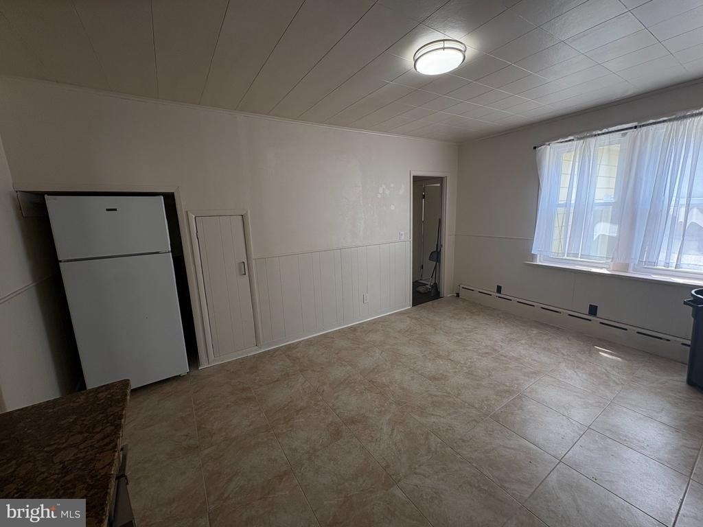 407 Hudson Street - Photo 8