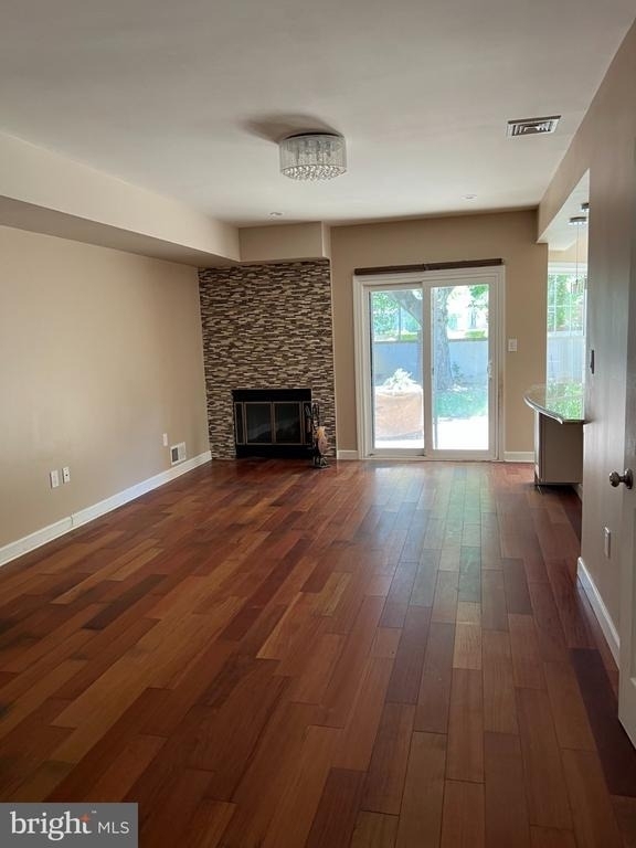1 Cromwell Court - Photo 4