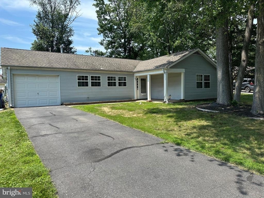 26 Newport Lane - Photo 0