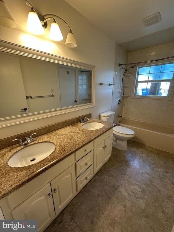 26 Newport Lane - Photo 14