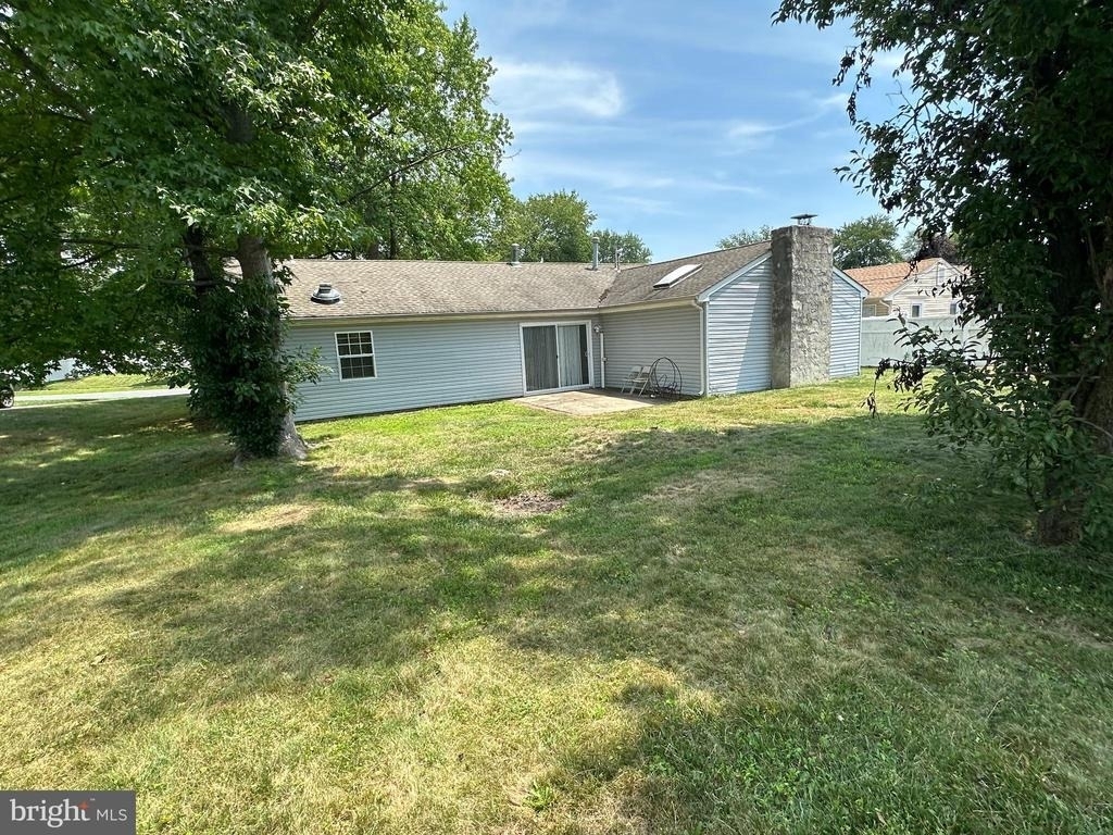 26 Newport Lane - Photo 1