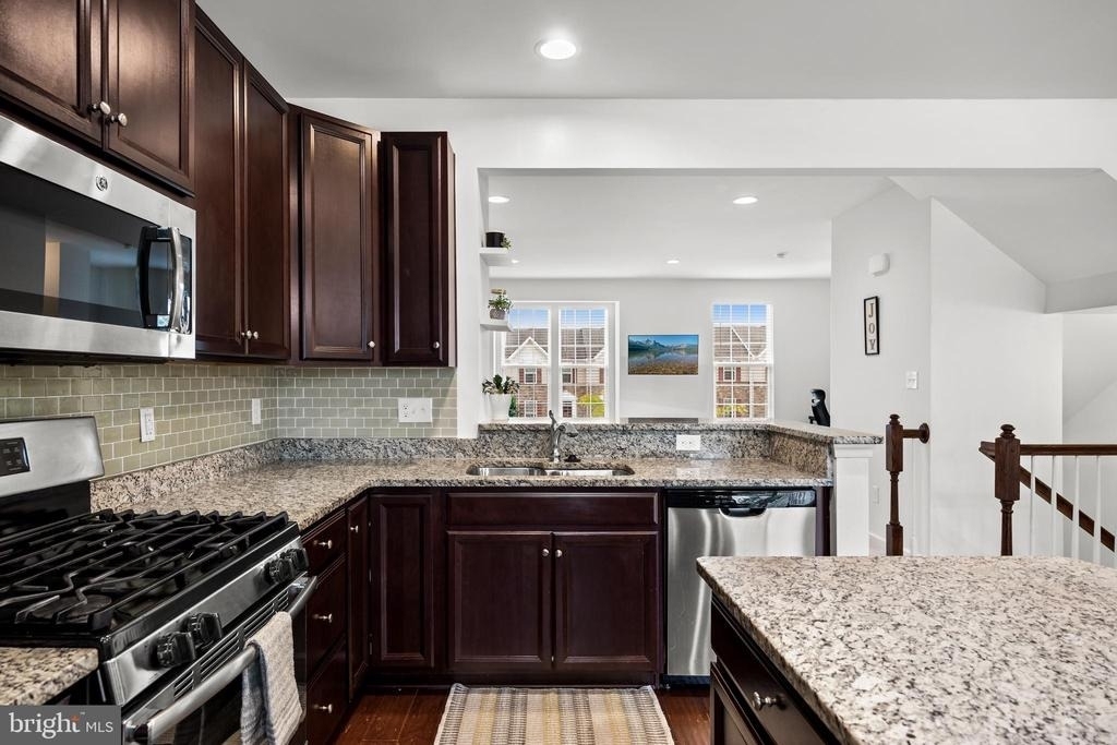70 Benford - Photo 7
