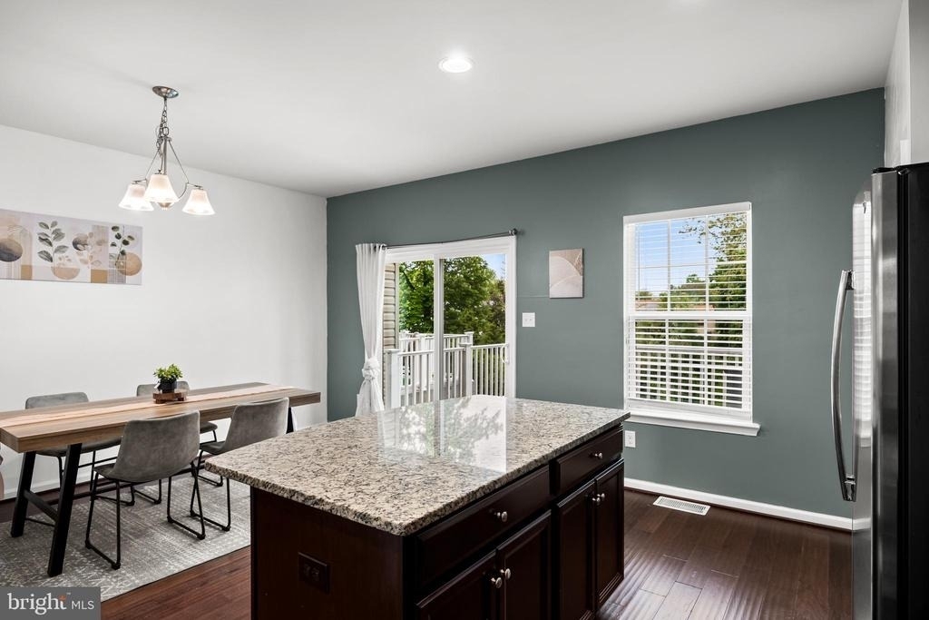 70 Benford - Photo 8