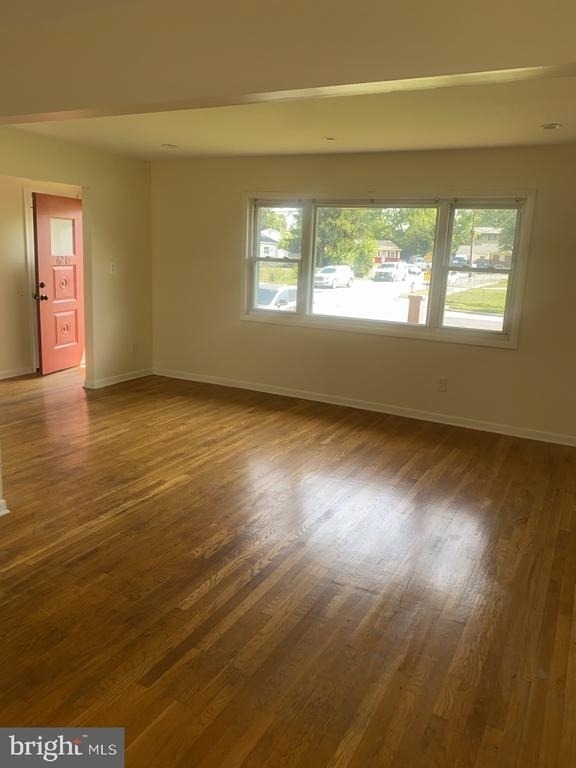 6215 Auth Road - Photo 9