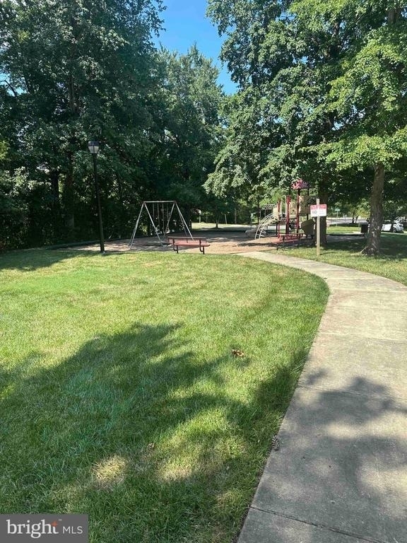 10502 Glen Manor Drive - Photo 16