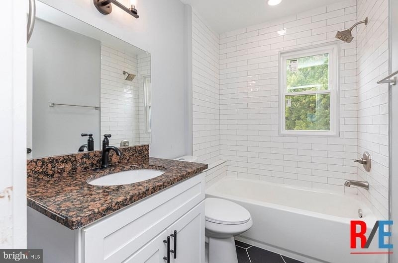 4100 Queensbury Road - Photo 17