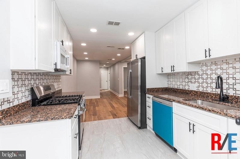 4100 Queensbury Road - Photo 11