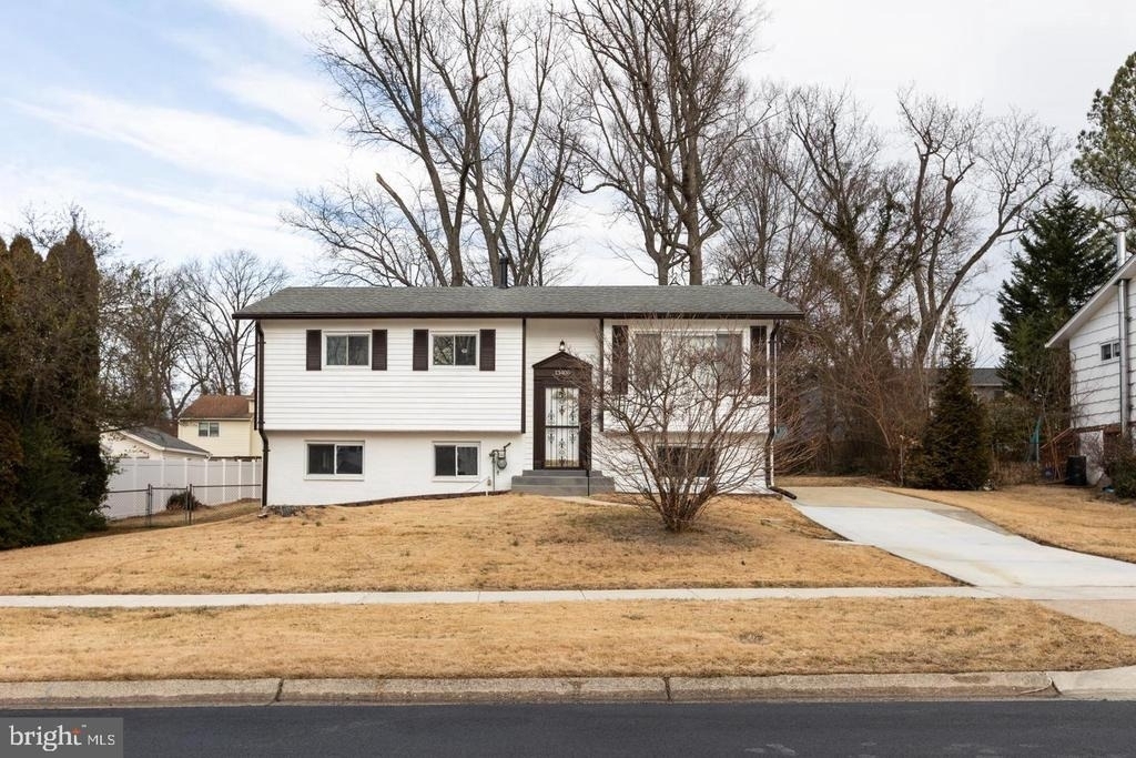 13405 Oriental Street - Photo 0