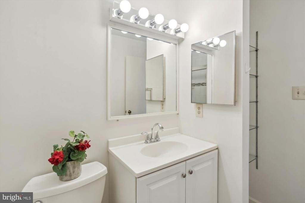 7561 Heatherton Lane - Photo 16