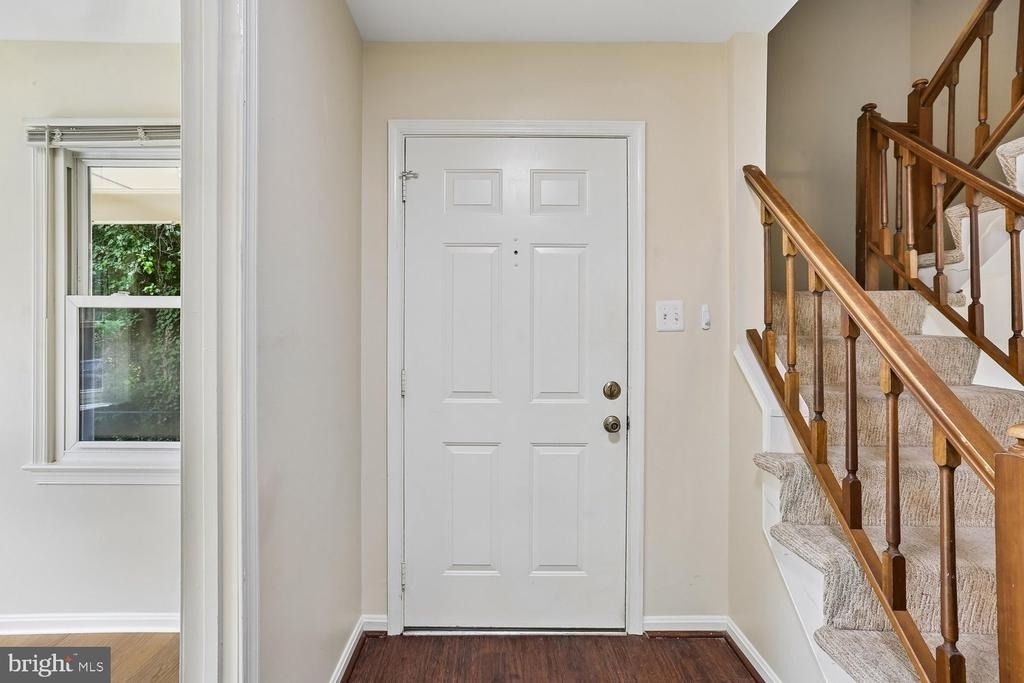 7561 Heatherton Lane - Photo 0