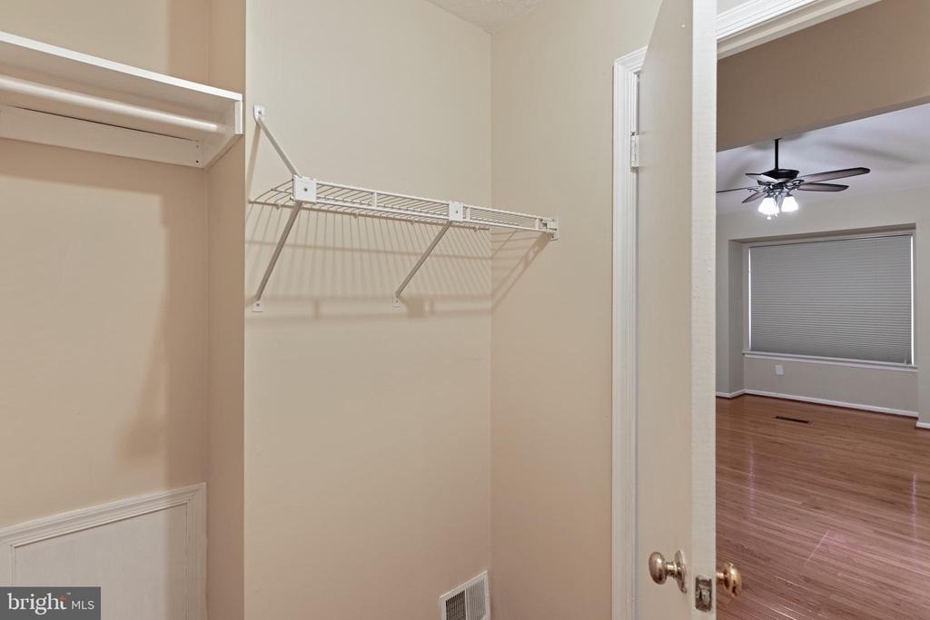 48 Avonshire Court - Photo 24